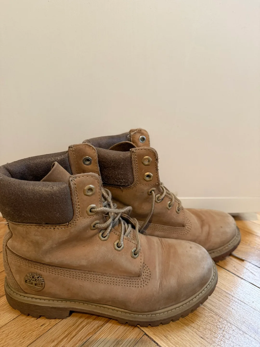 Timberland boots thumbnail