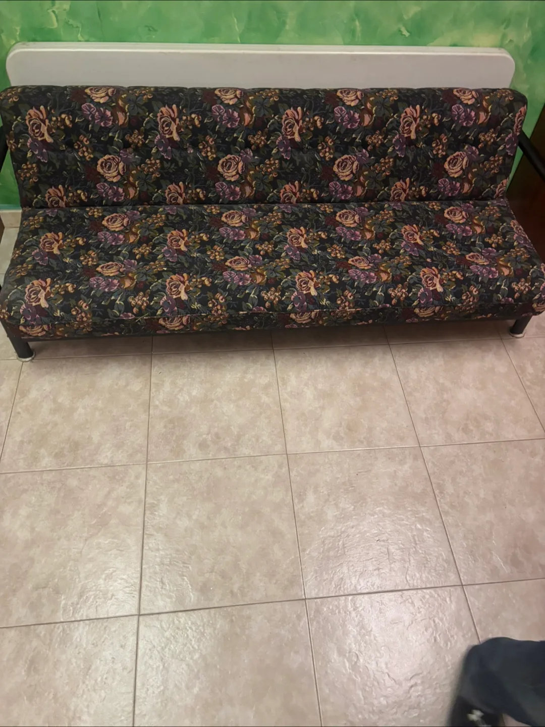 Floral Print Convertible Sofa image indicator(3)