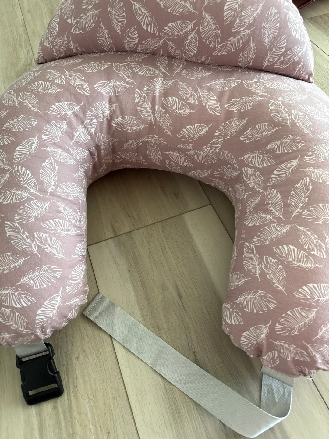 Momcozy Nursing Pillow image indicator(2)