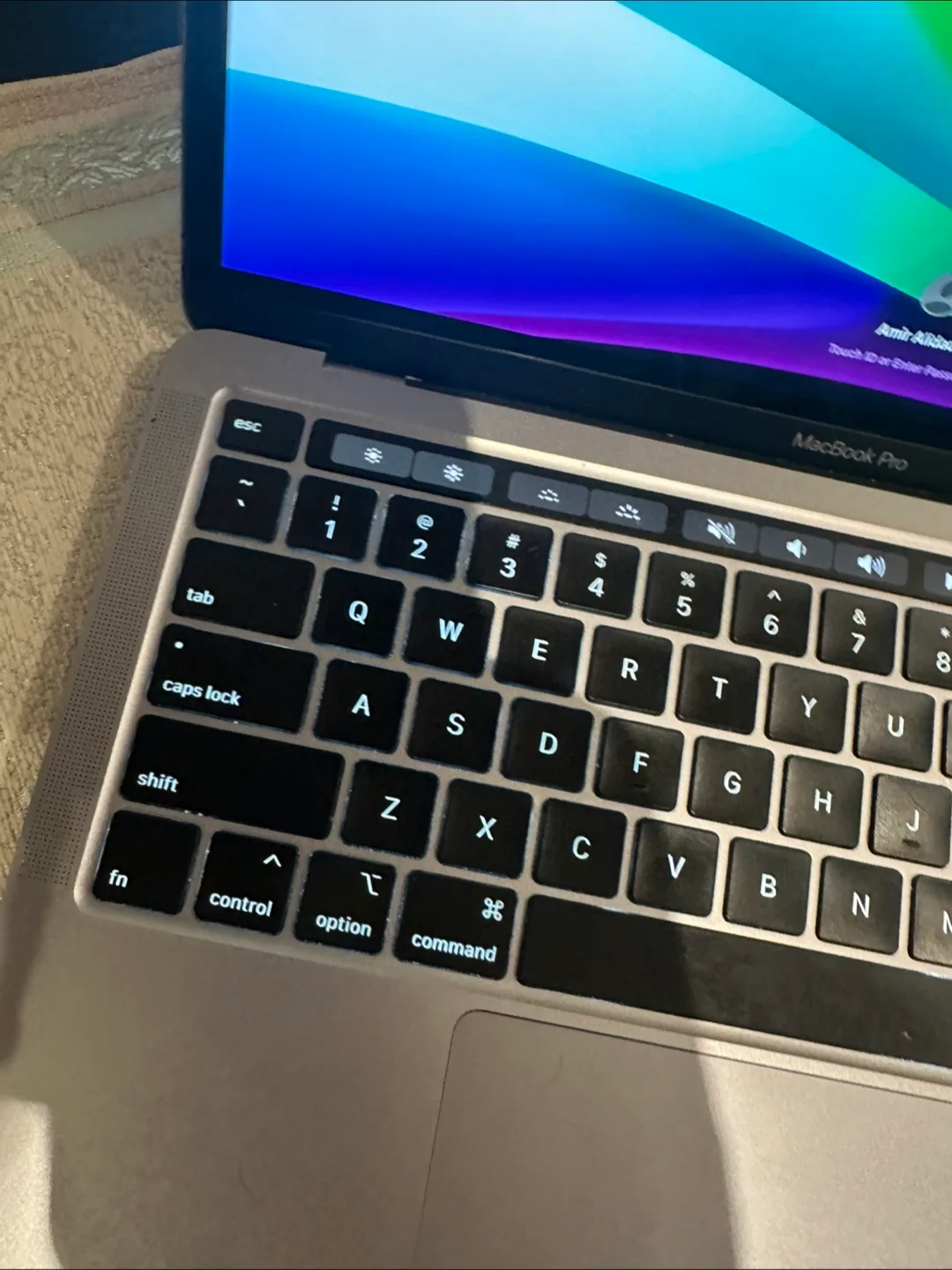 Custom Apple MacBook Pro 13 " image indicator(8)