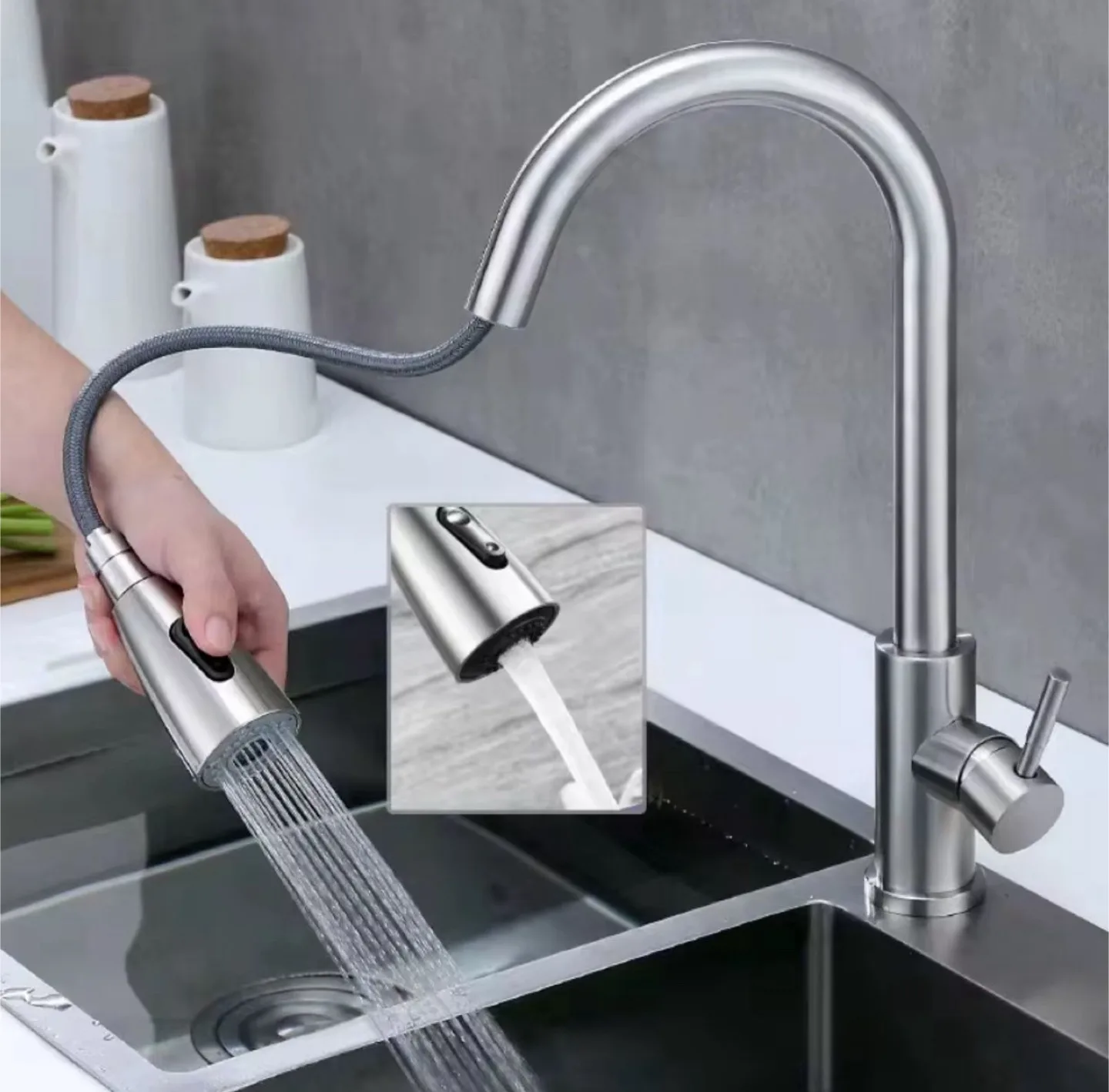 Kitchen Faucet with Pull-Down Sprayer image indicator(3)