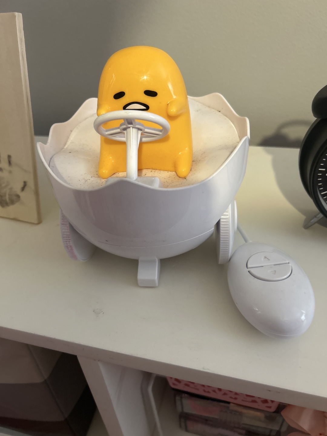 Gudetama Egg Car