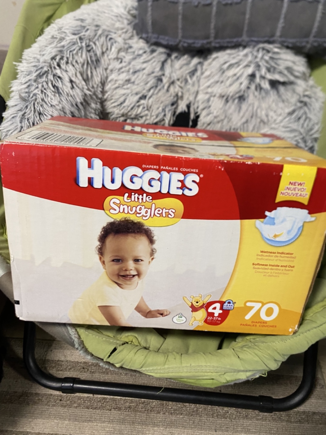 Huggies Little Snugglers Diapers Size 4