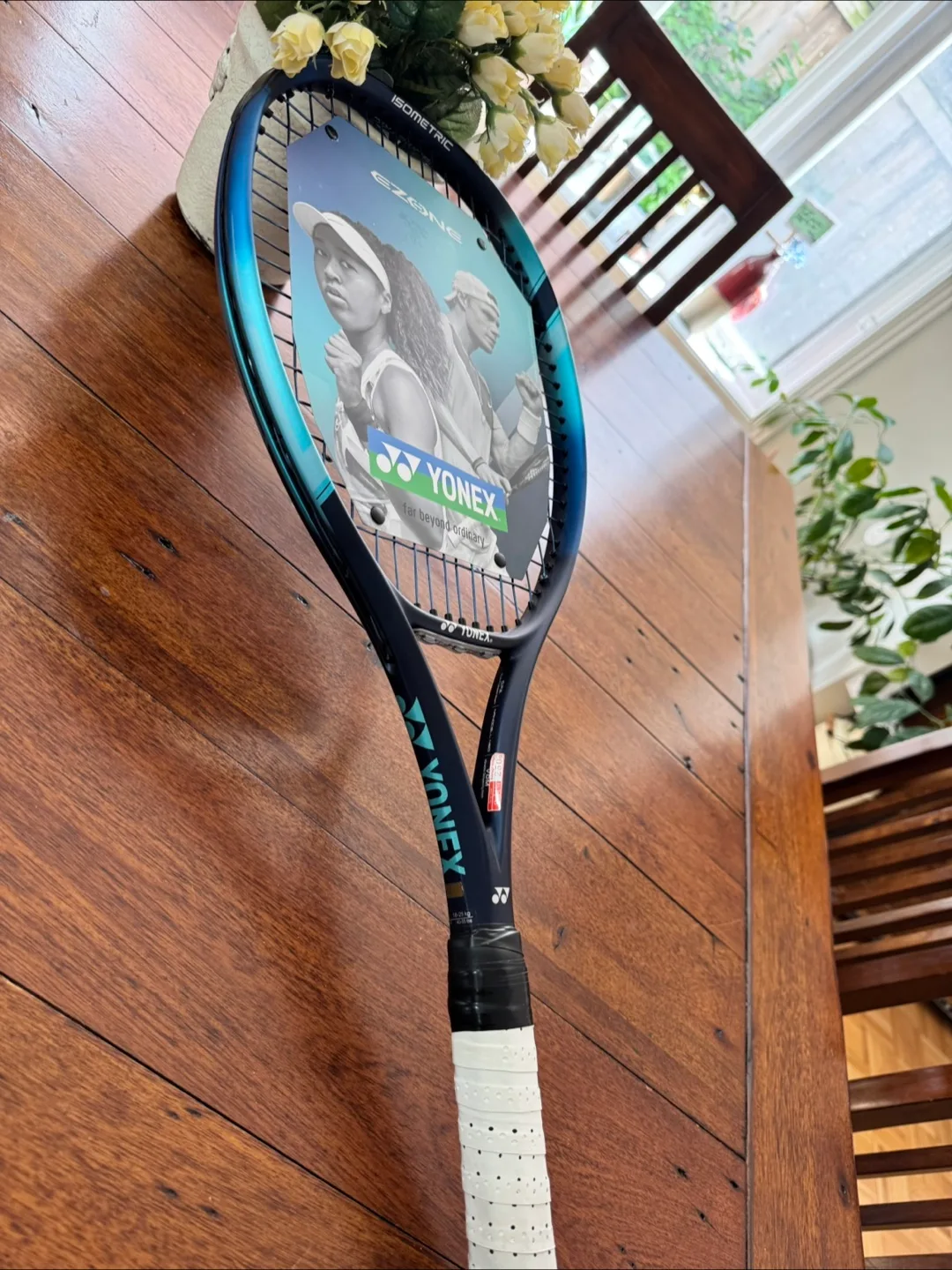 YONEX EZONE feel Tennis- power , accuracy & spin, grip  4 1/4 image indicator(3)