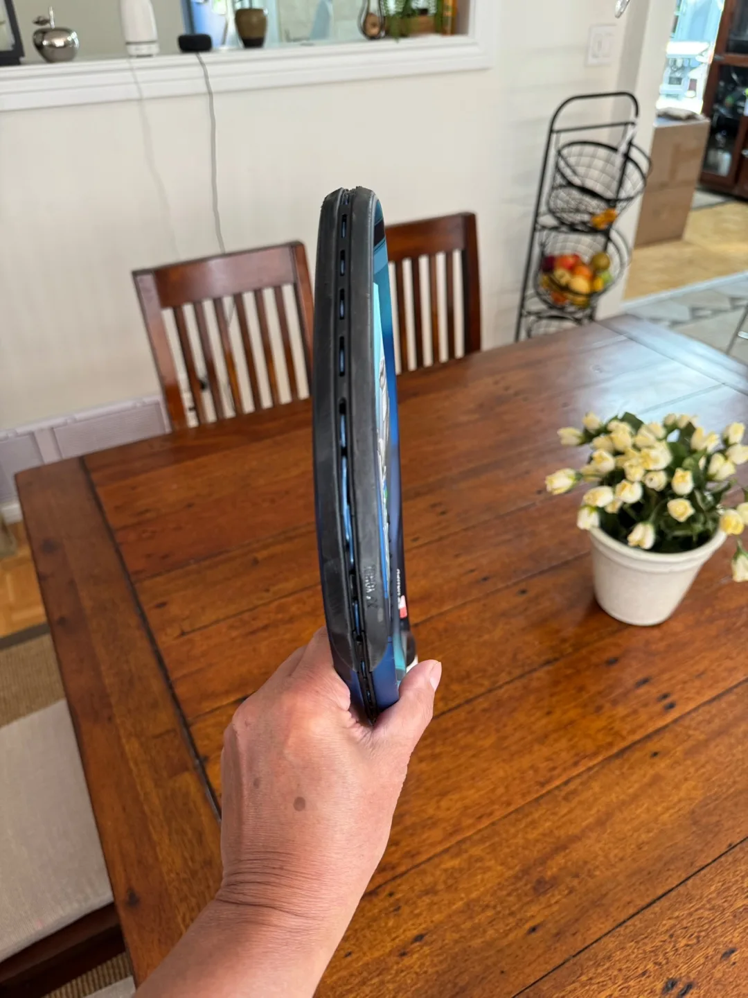 YONEX EZONE feel Tennis- power , accuracy & spin, grip  4 1/4 image indicator(4)