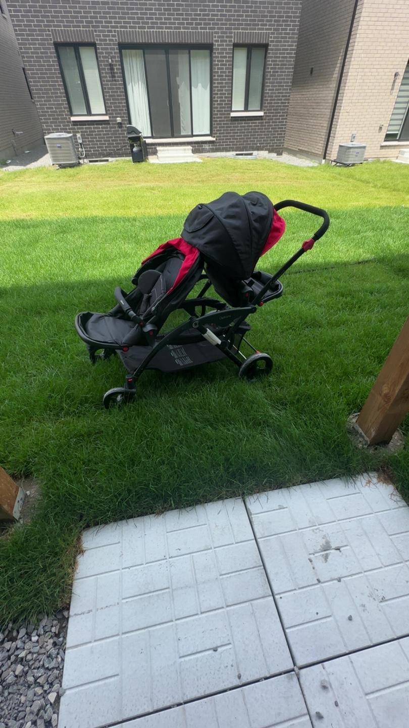 Double Stroller - Compact Folding - photo 3