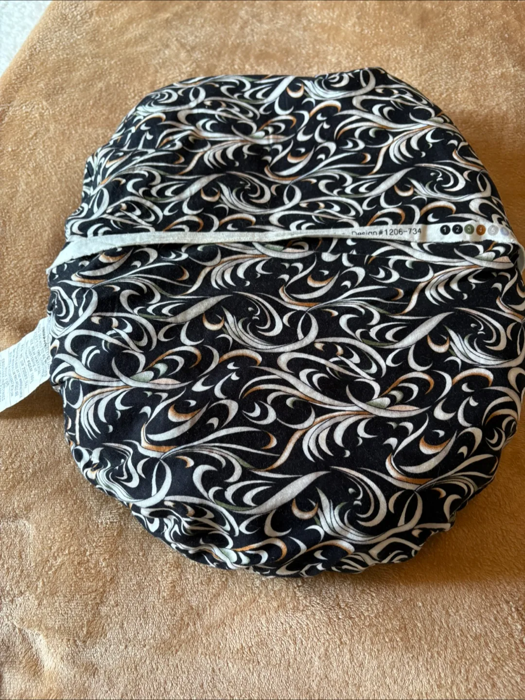 Seat Pillow with Removable Cover image indicator(2)