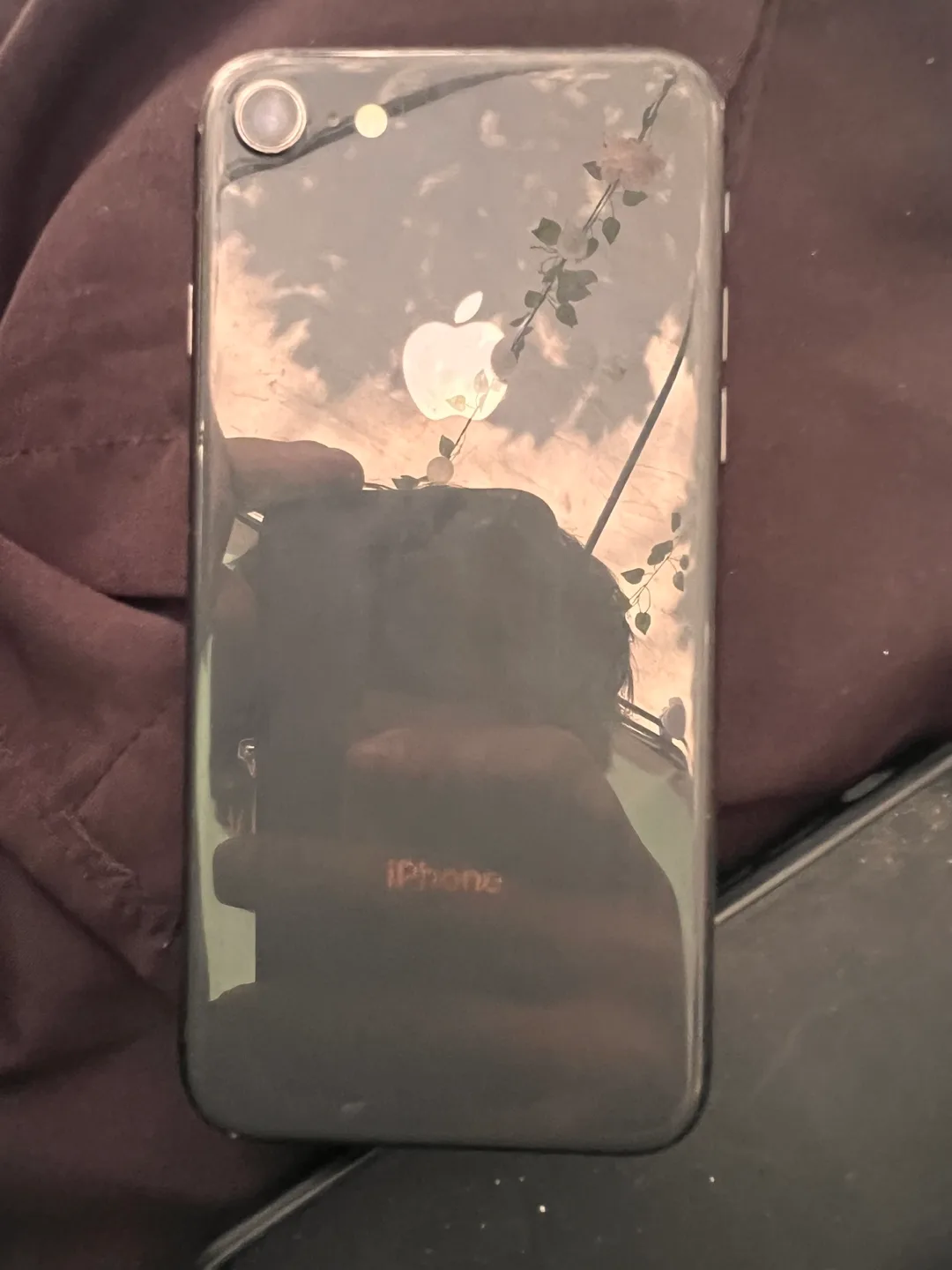 IPhone 8 thumbnail