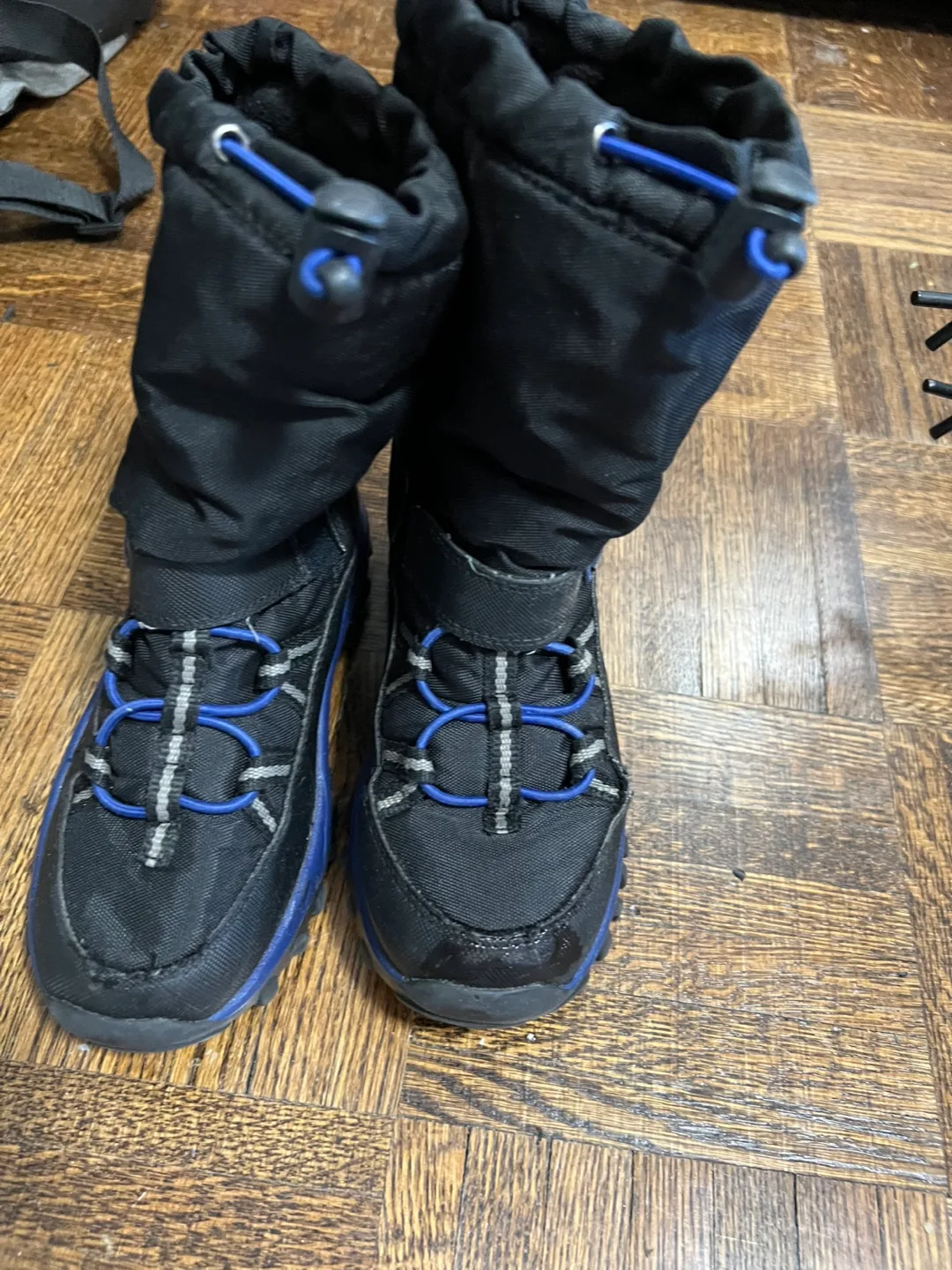 Cougar Winter Boots thumbnail
