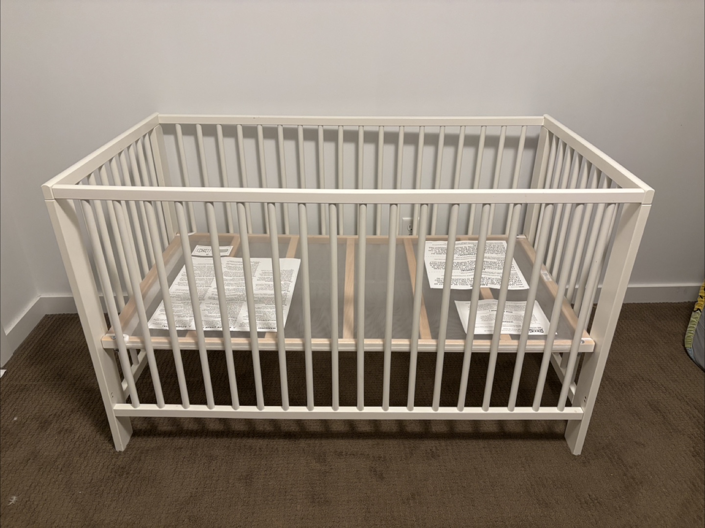 IKEA Gulliver Baby Crib + Mattress - photo 2