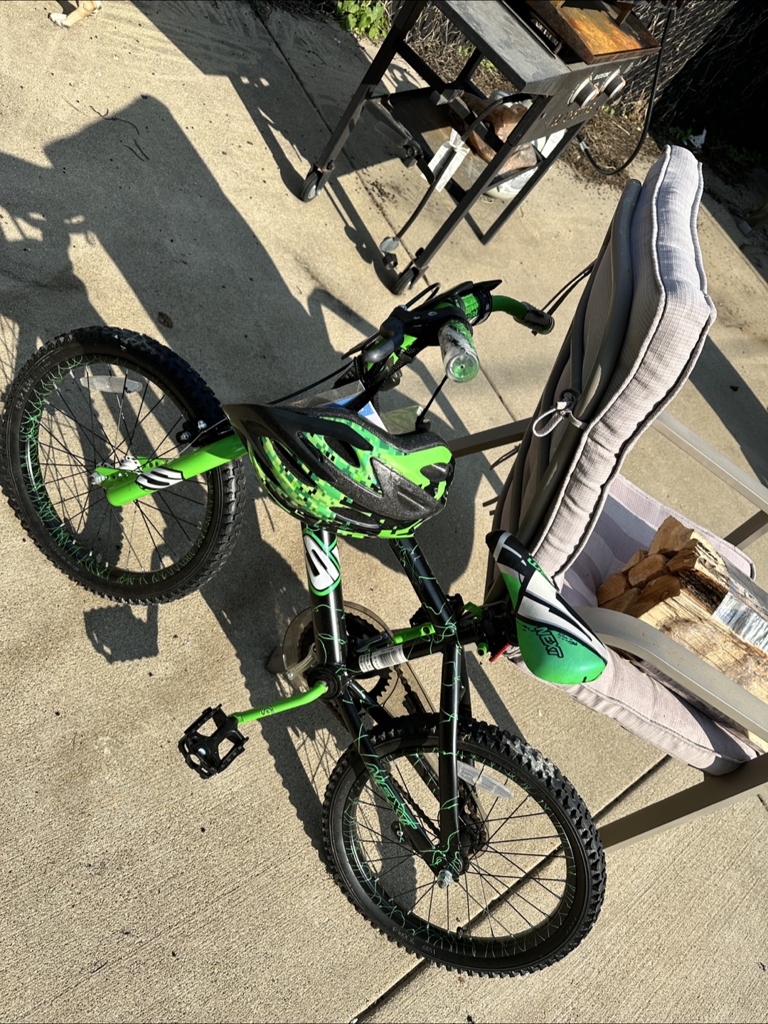 Green and Black Bike