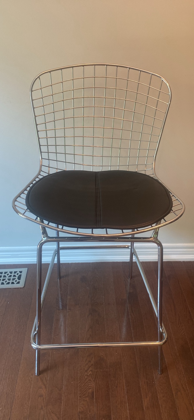 Set of Two Modern Bar Stools - photo 2
