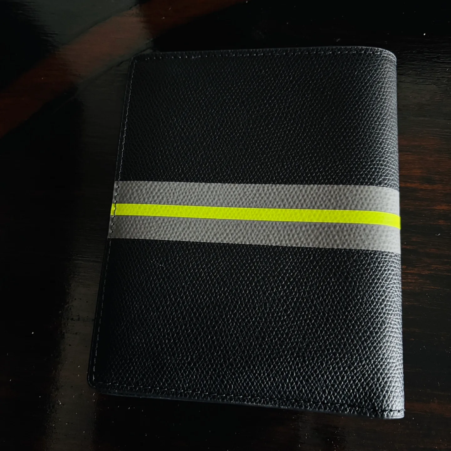 *New* $300+ Tumi Black Leather Passport Holder and Wallet image indicator(2)