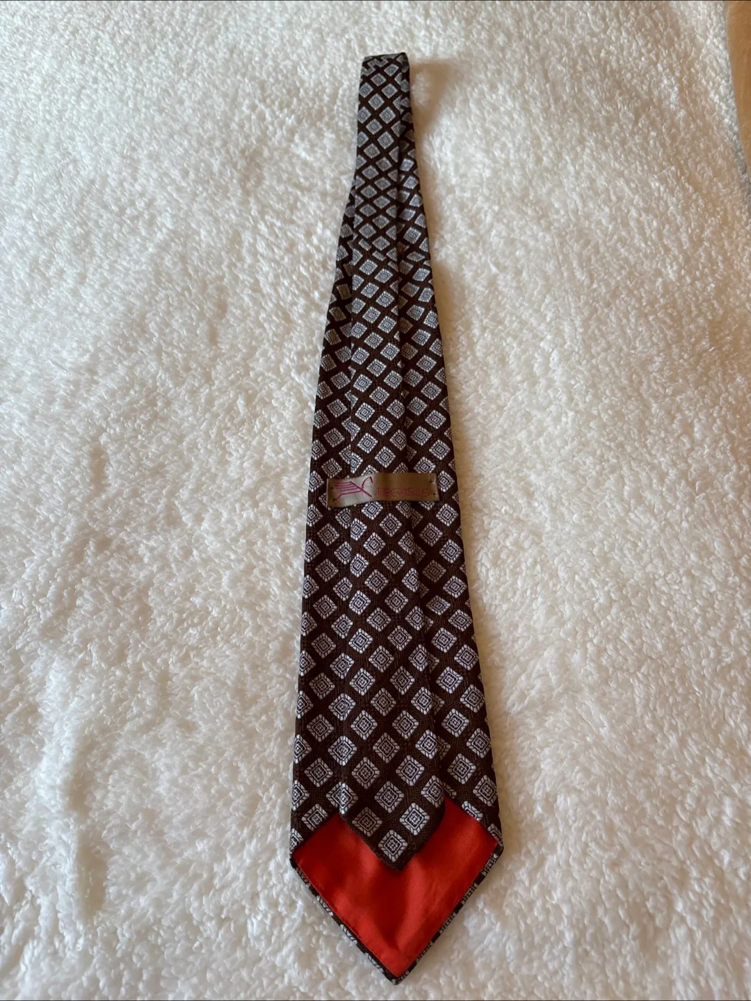 Brown and White Patterned Tie image indicator(3)