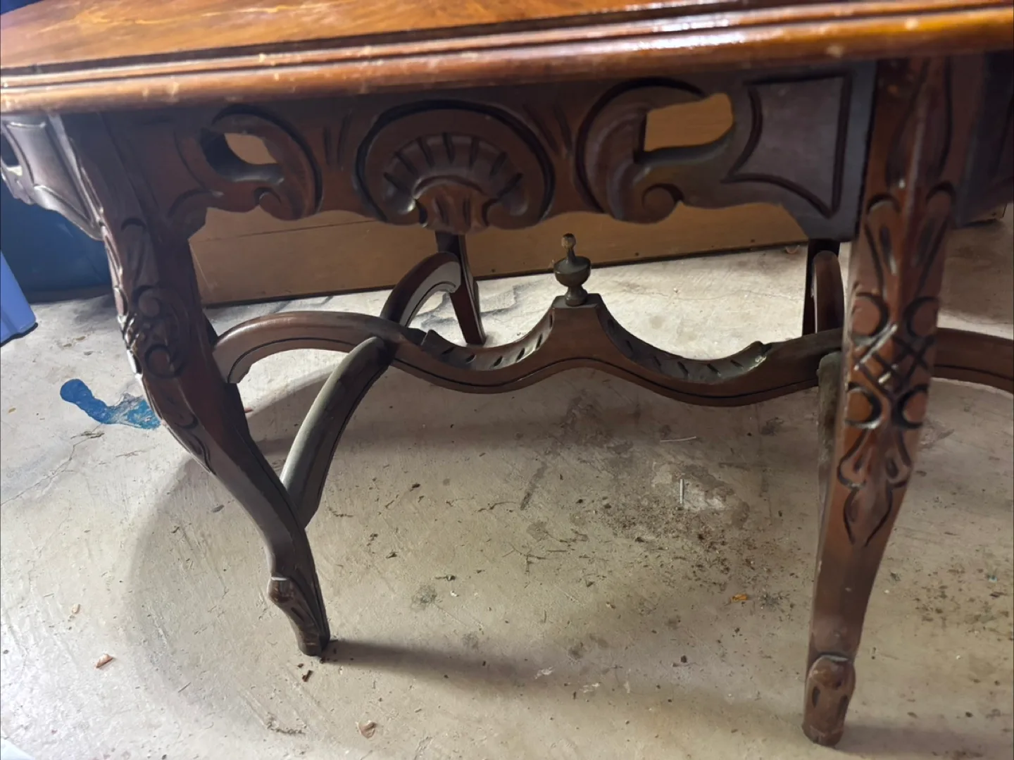 Vintage Oval Wood Table image indicator(6)