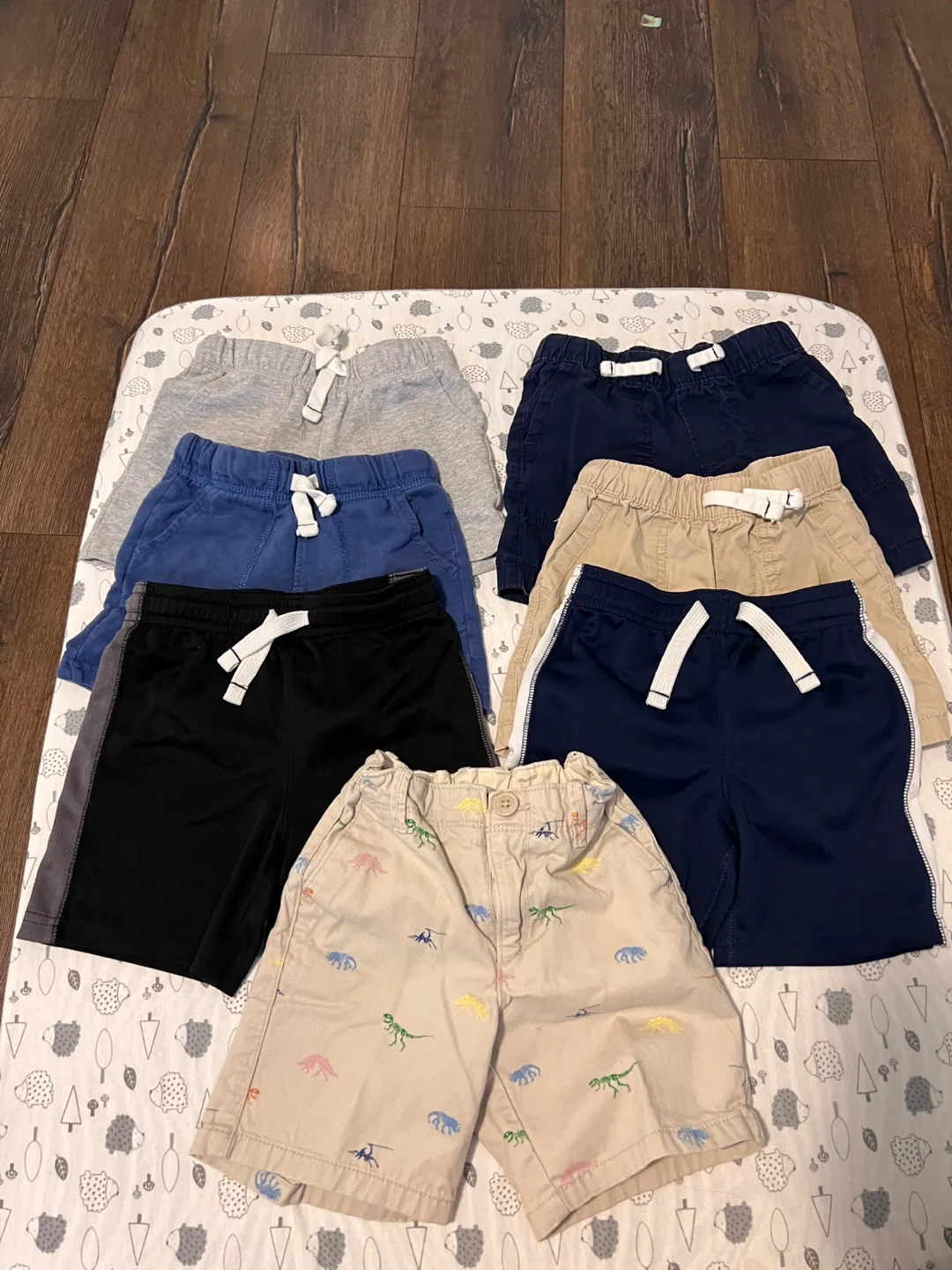 Toddler Shorts Bundle (Size 3T) thumbnail