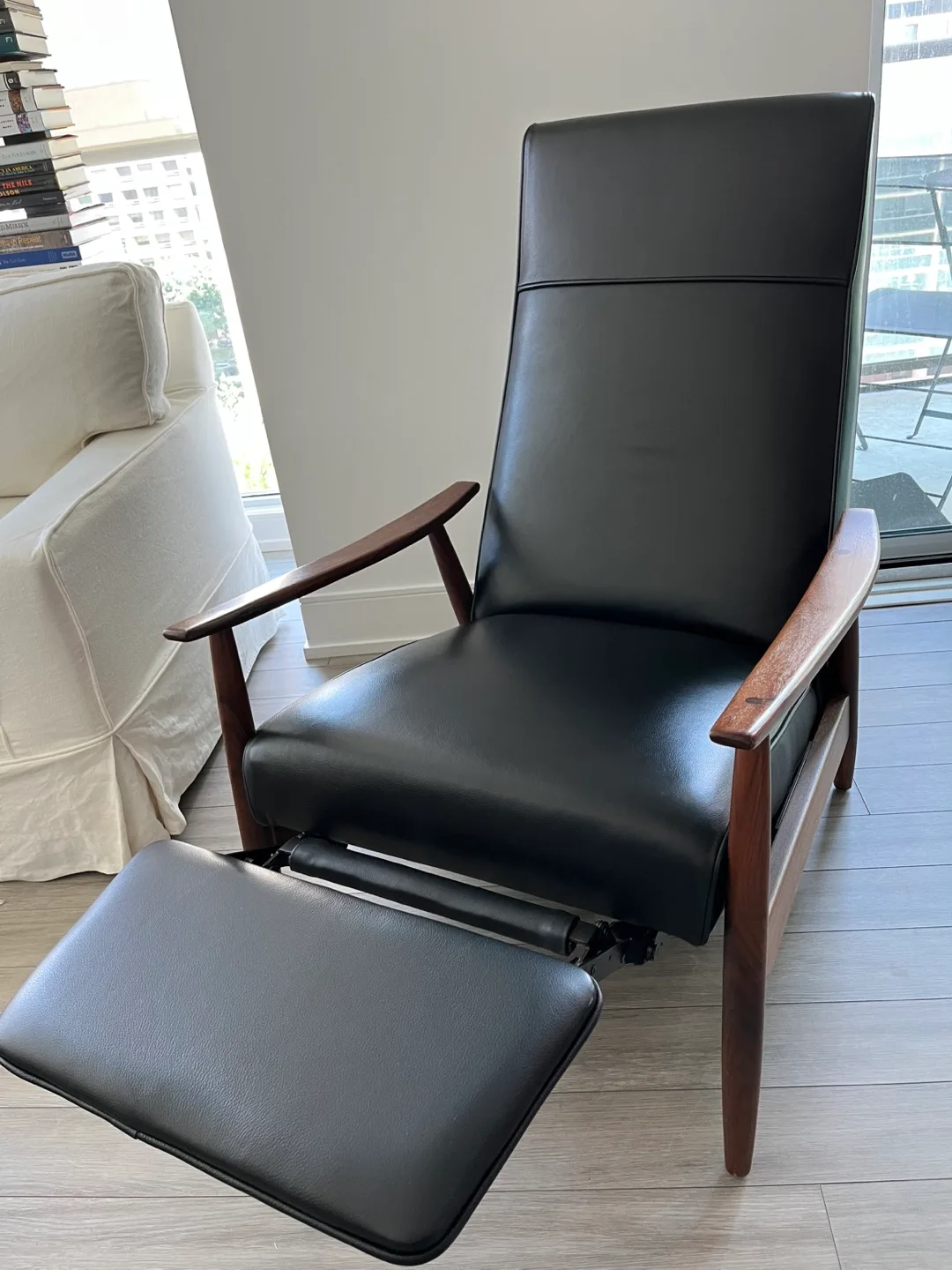 Milo Baughman recliner image indicator(2)