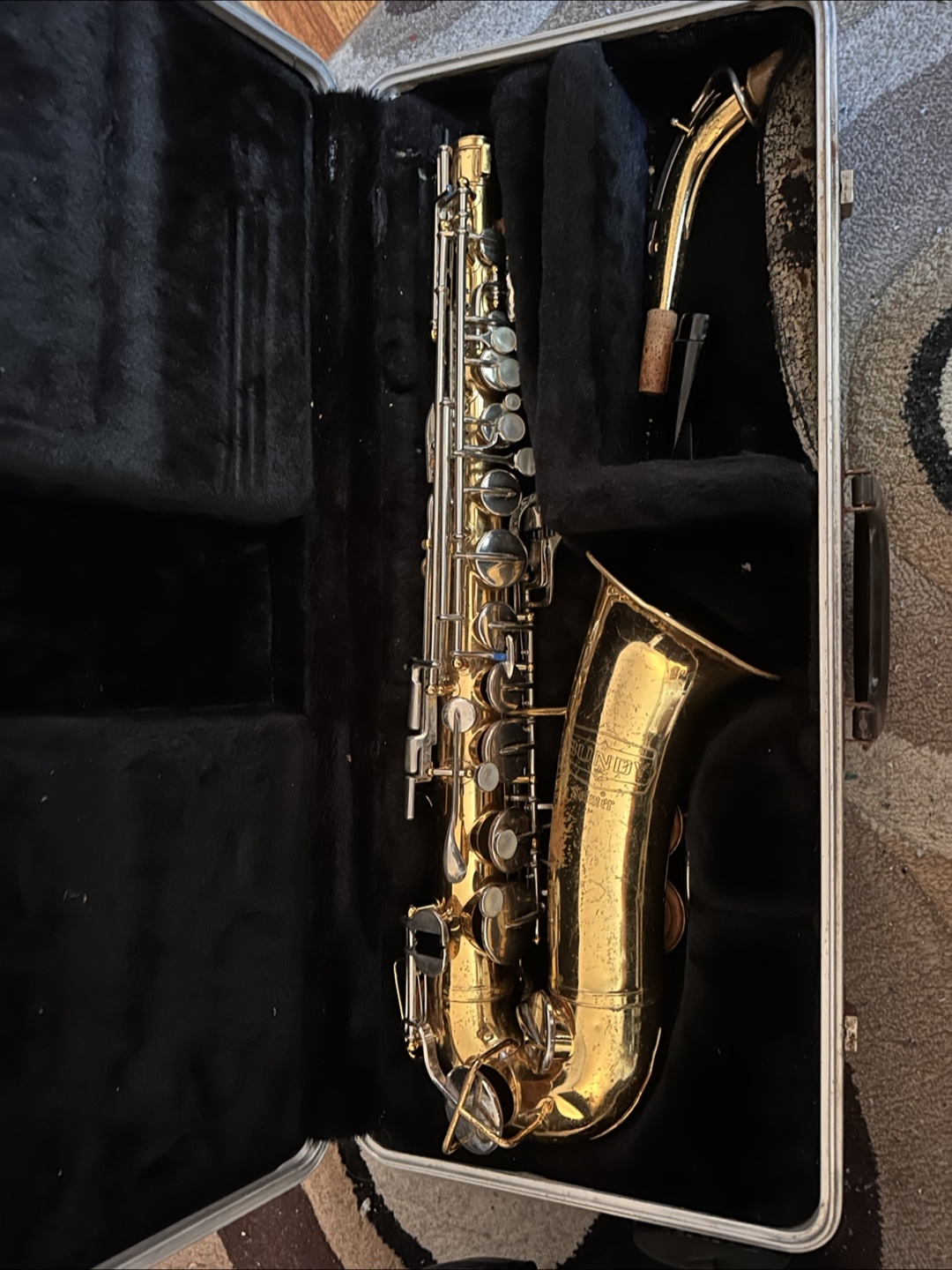 🎷 Saxophones + Combo Case – From $150 OBO - photo 2
