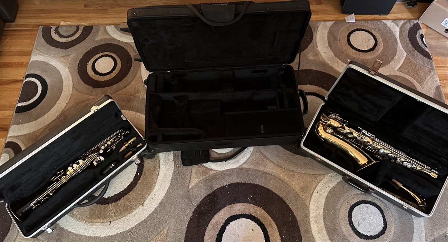 🎷 Saxophones + Combo Case – From $150 OBO