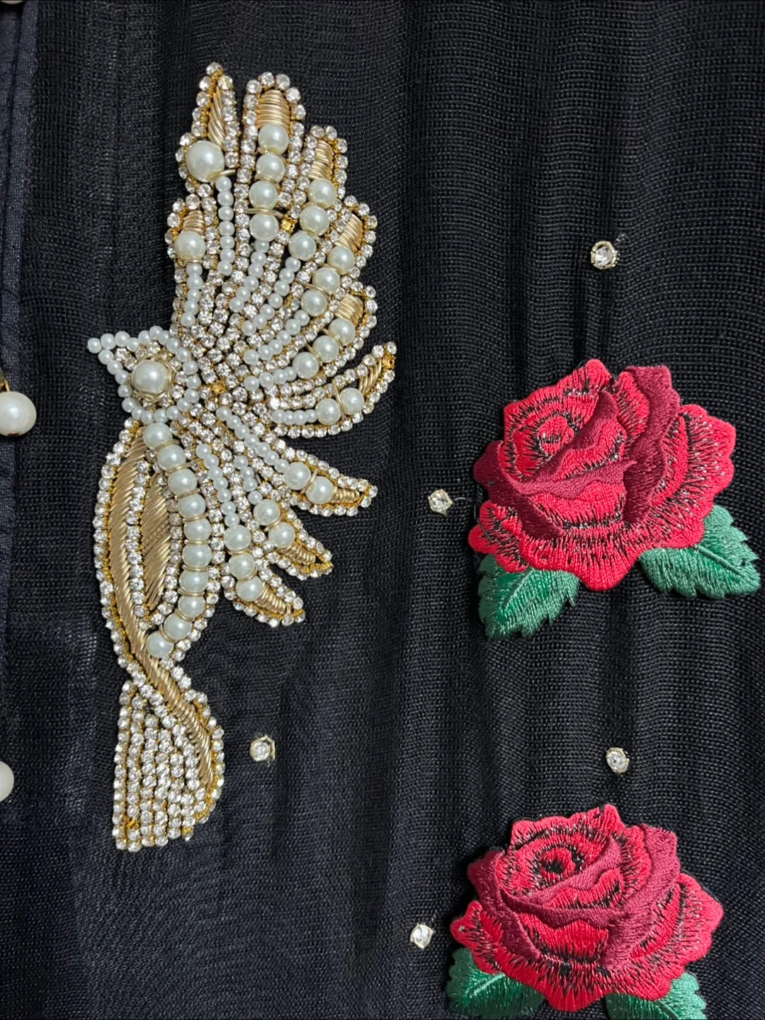 Agha Noor Black Shirt w/ matching dupatta image indicator(3)