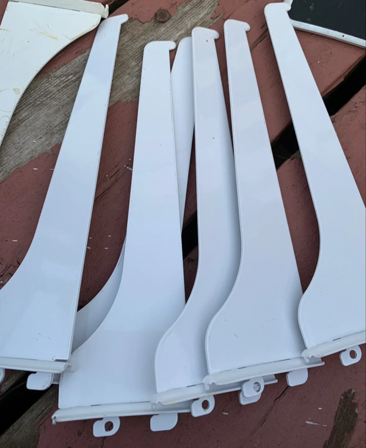 White Shelf Brackets ,11 pcs for 15 thumbnail