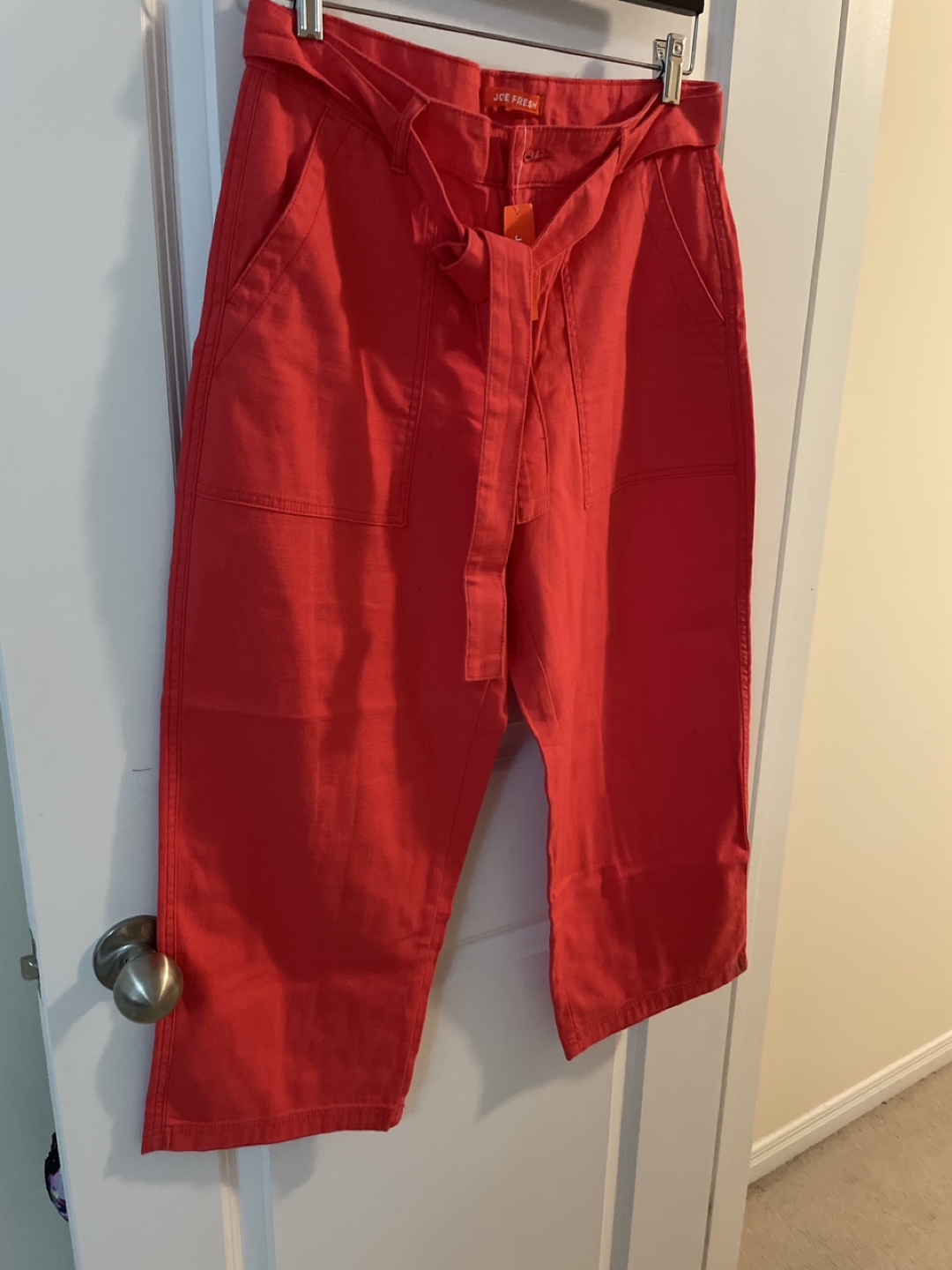 Brand new Joe Fresh Red Cropped Pants - Size 12