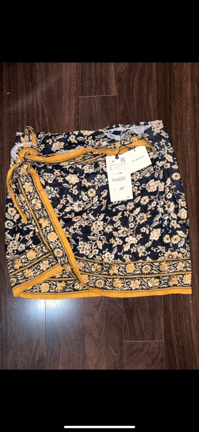 Zara Wrap Skirt image indicator(3)