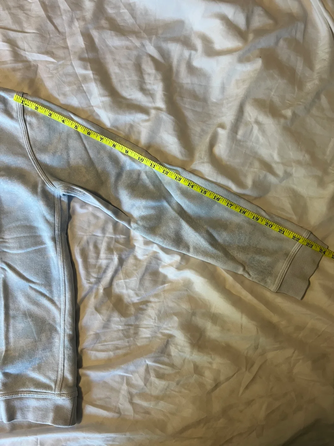 NIKE YOUTH CREW NECK COLOUR CHANGING SWOOSH LIGHT BLUE image indicator(4)