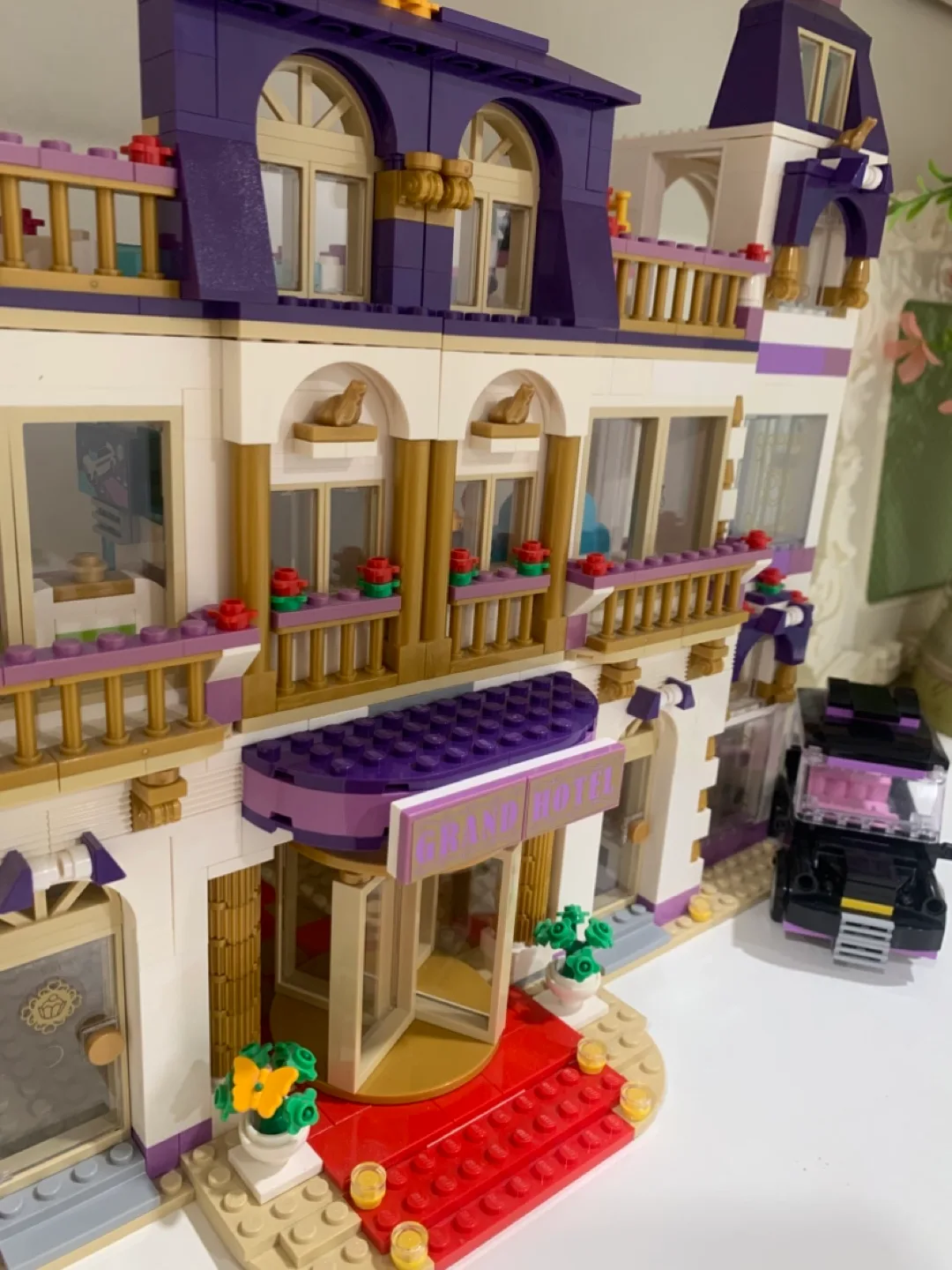 LEGO Friends Grand Hotel Set (41101) 🥕💚 image indicator(2)