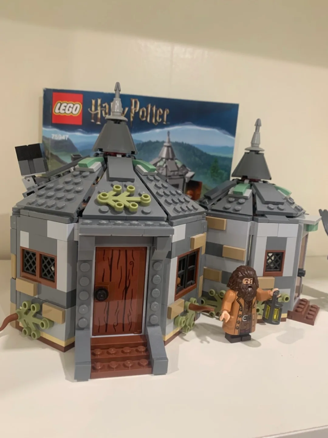 LEGO Harry Potter Set- Hagrid’s Hut (75947) image indicator(2)
