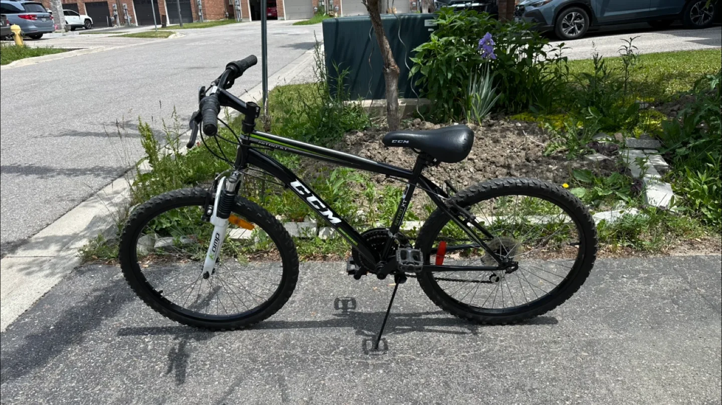 20” wheel CCM Nitro XT Mountain Bike thumbnail