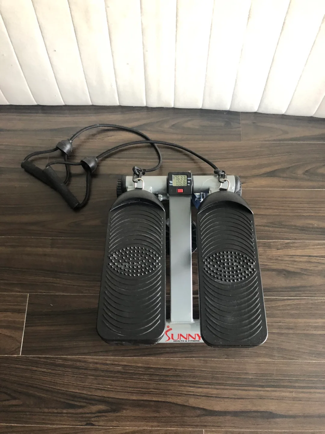 Sunny Health & Fitness Stepper with Resistance Bands image indicator(3)