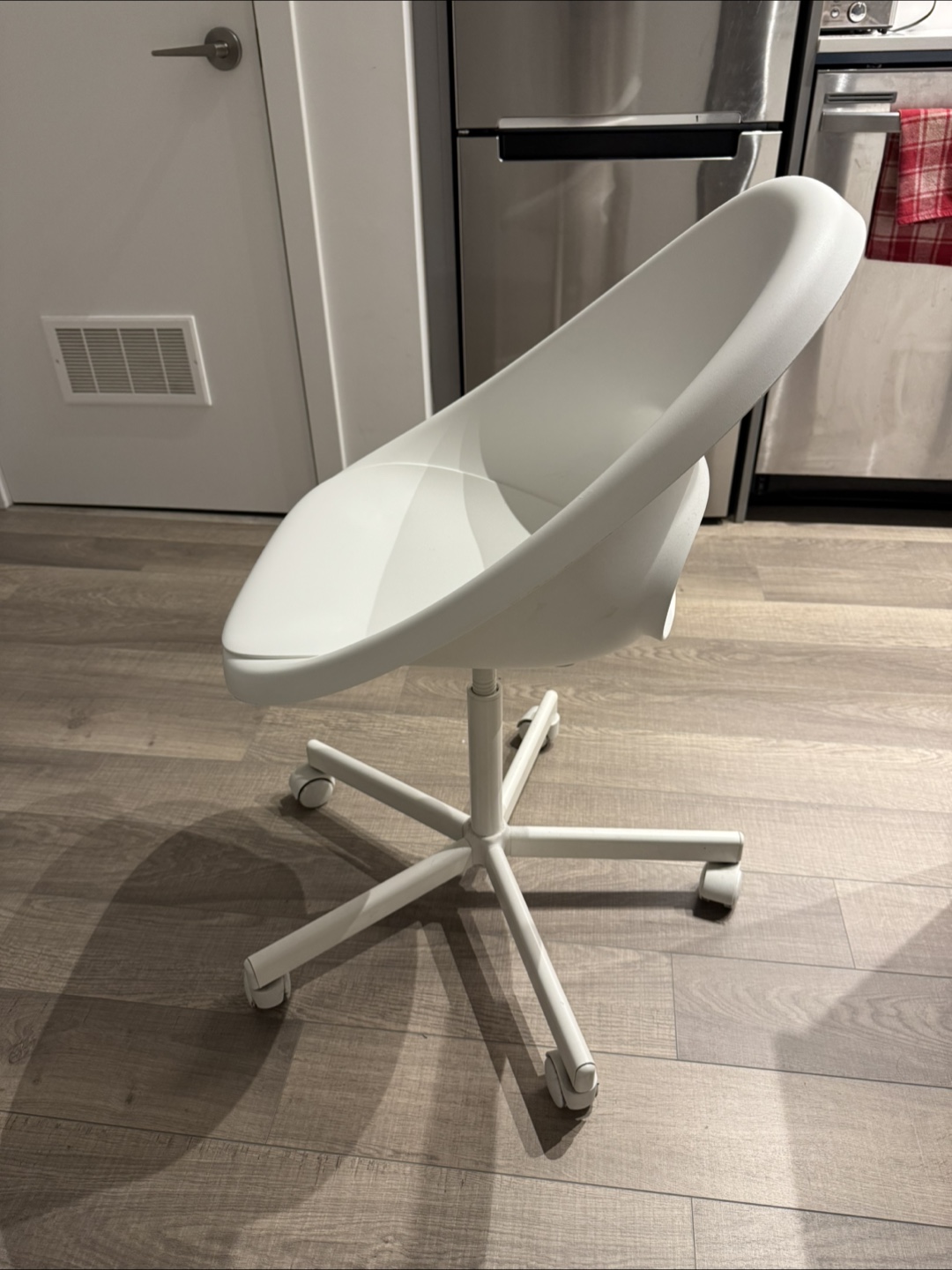 White Ikea chair