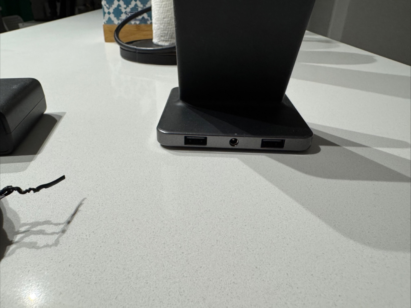 Ubiolabs wireless charger - photo 3