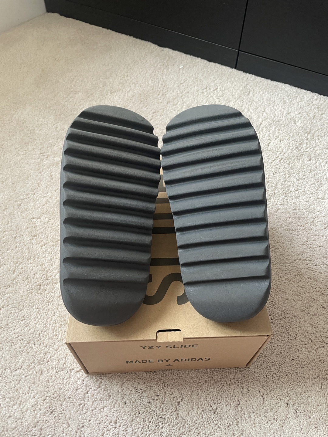 Yeezy Slide - Grey - photo 5