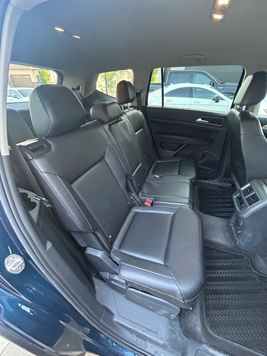 2018 Volkswagen Atlas image indicator(6)