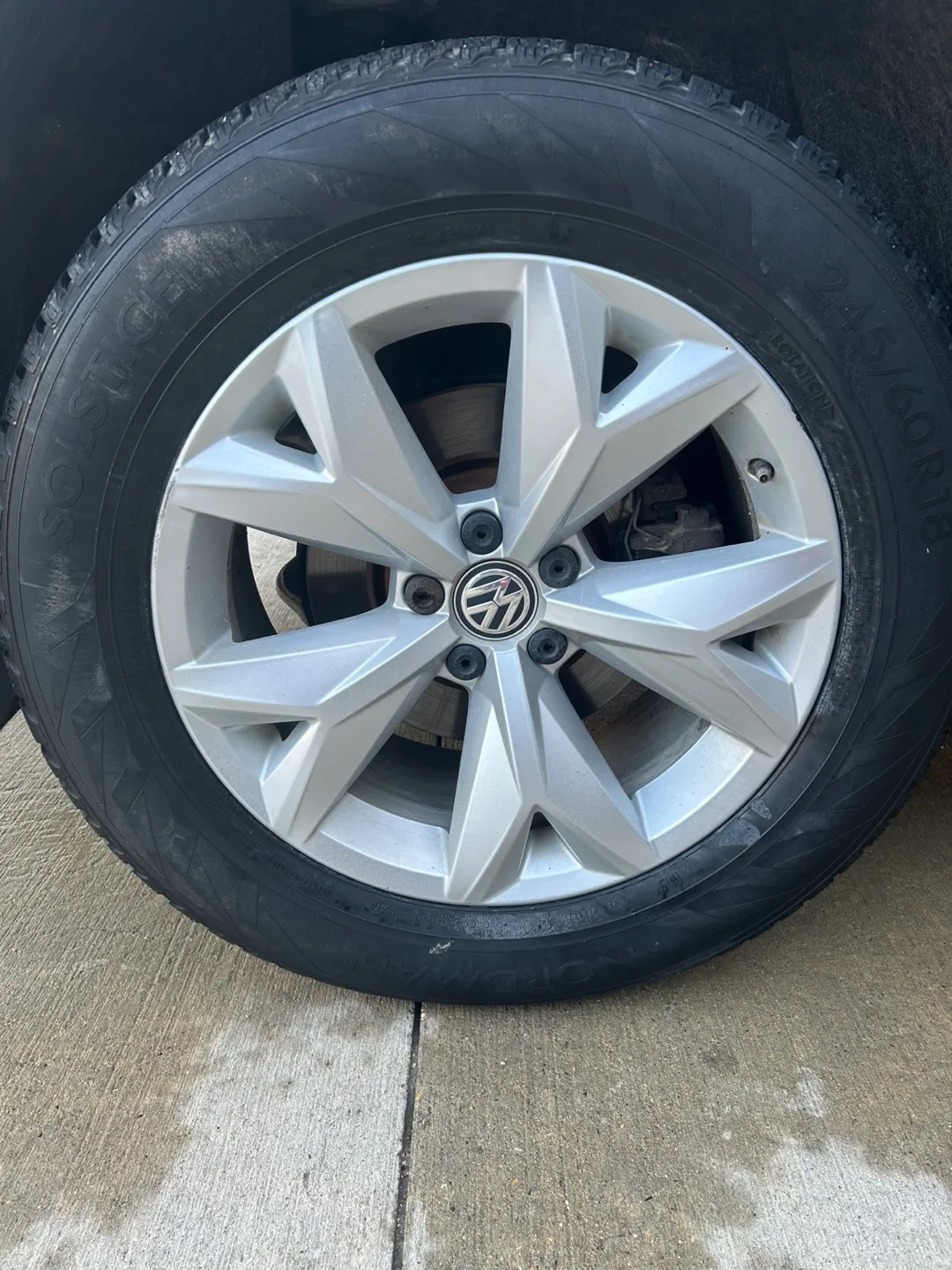 2018 Volkswagen Atlas image indicator(8)