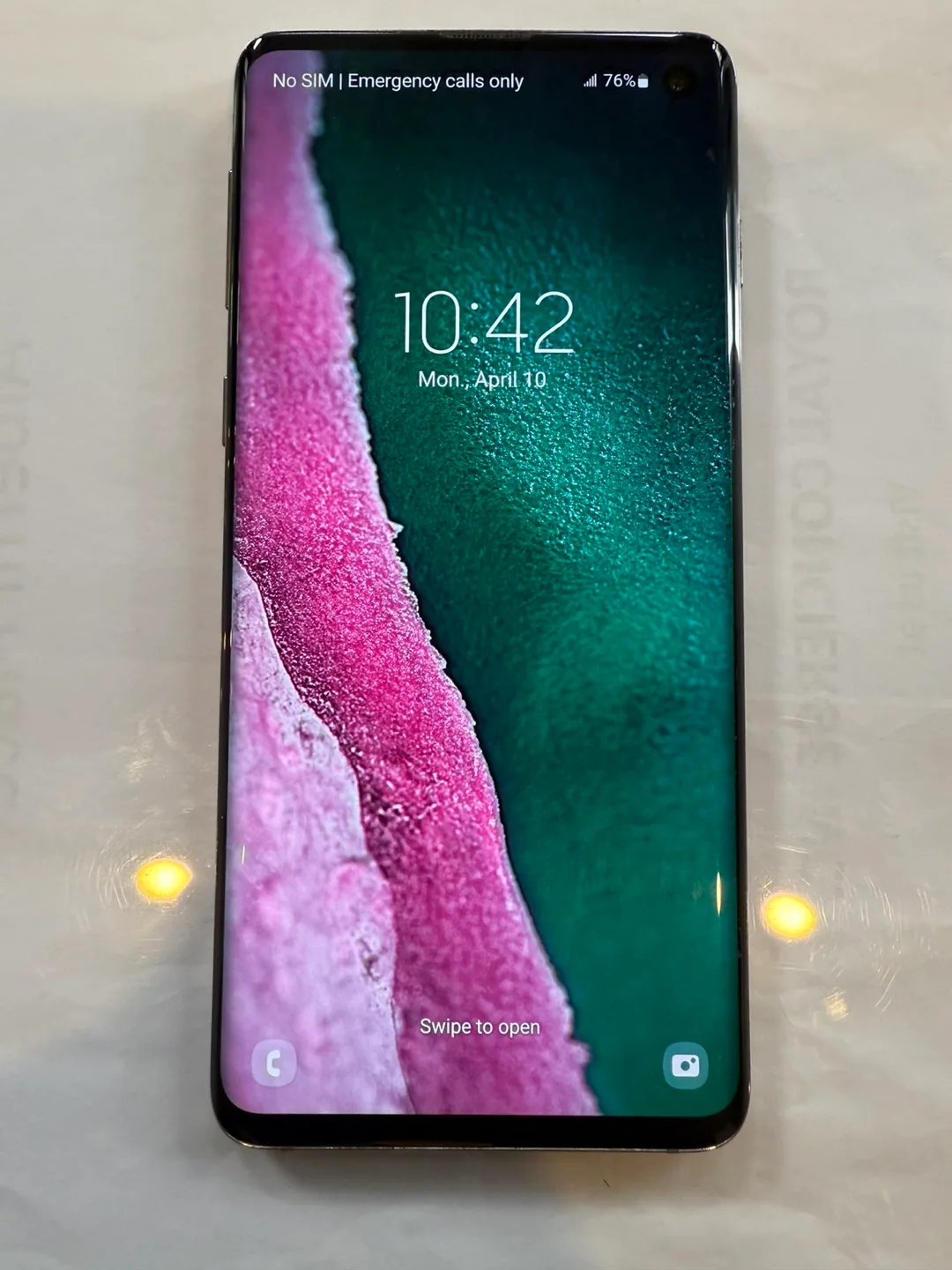 Samsung Galaxy S10 - 128GB unlocked thumbnail