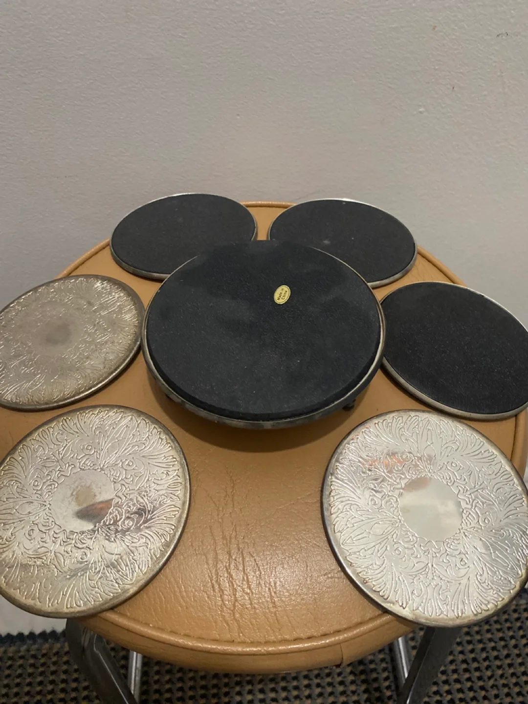 Vintage Silver Coaster Set image indicator(3)