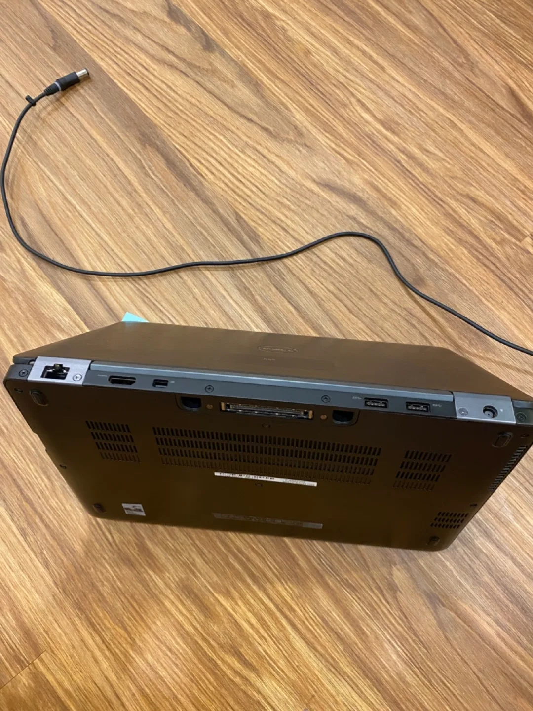 Dell Latitude E7270 Laptop image indicator(5)