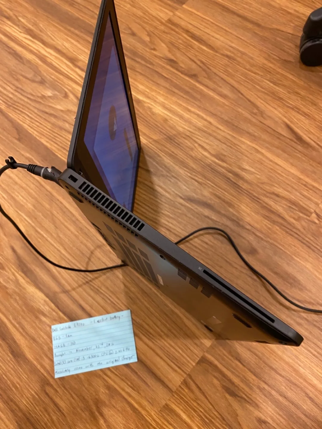 Dell Latitude E7270 Laptop image indicator(4)