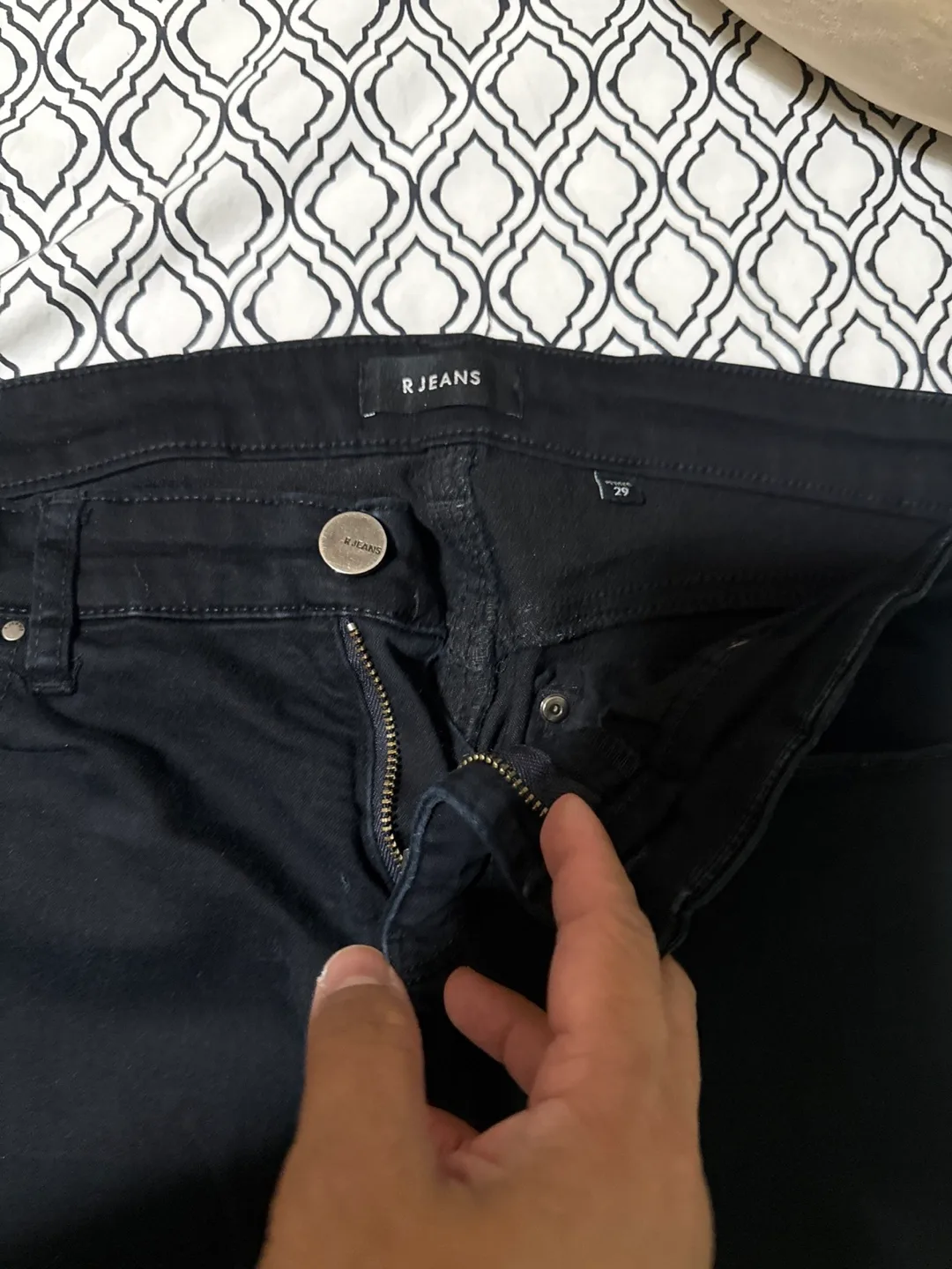 R Jeans Black Jeans image indicator(2)
