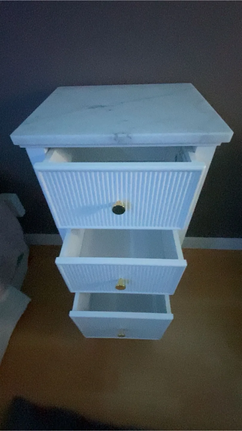 White Nightstand with 3 Drawers image indicator(3)