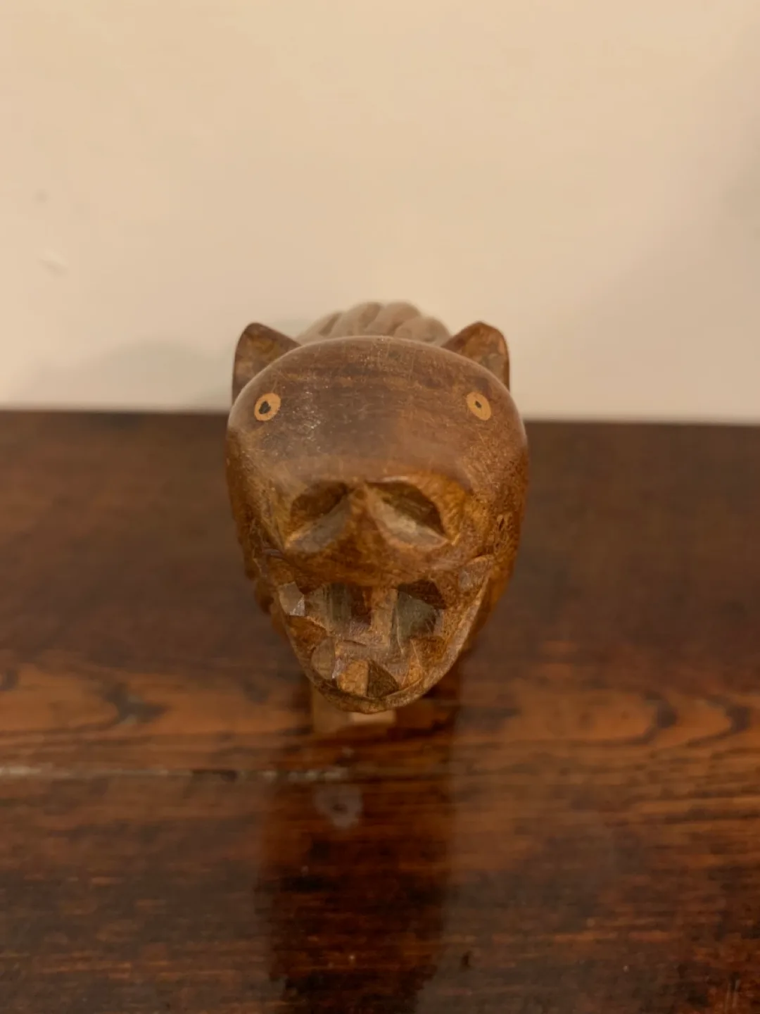Vintage/Antique hand carved lion image indicator(2)