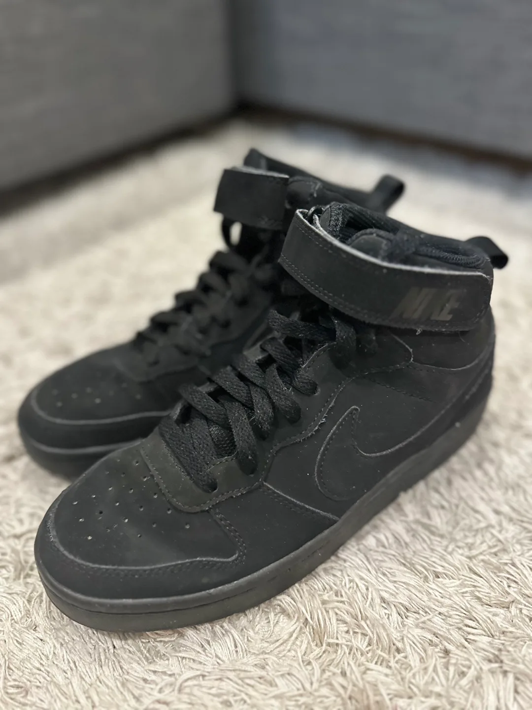 Nike Court Borough Mid 2 Triple Black thumbnail