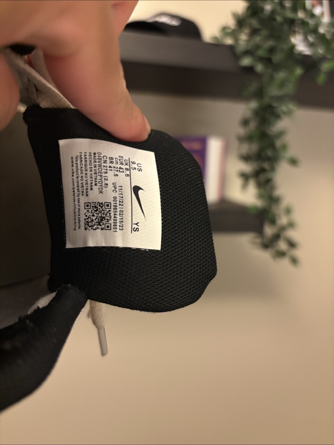 Nike Vomero 5 Sneakers - photo 5