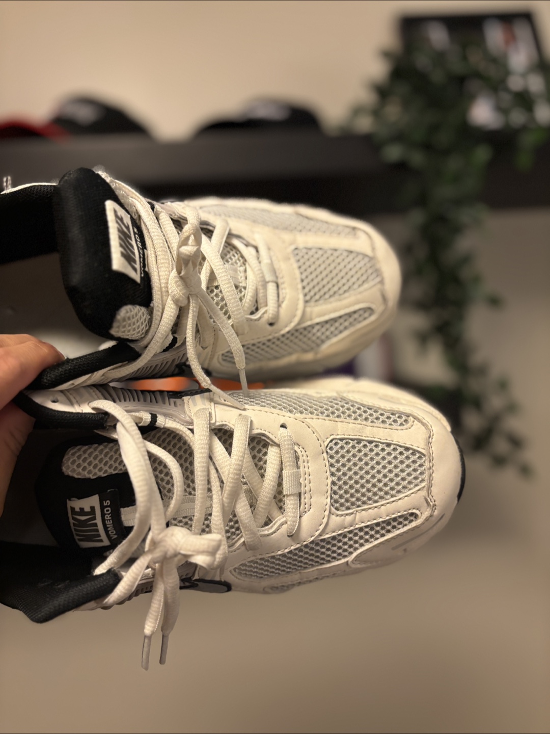 Nike Vomero 5 Sneakers - photo 4