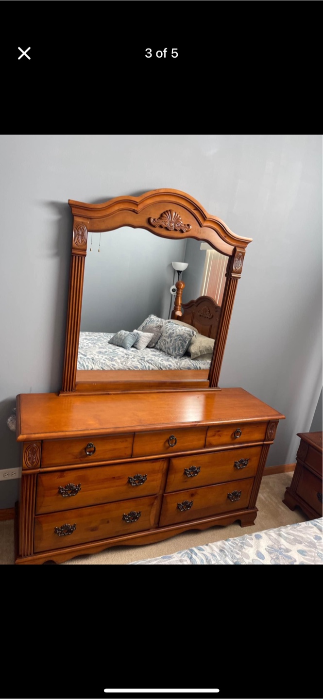 Bedroom Set -  $390 or Best offer - photo 3