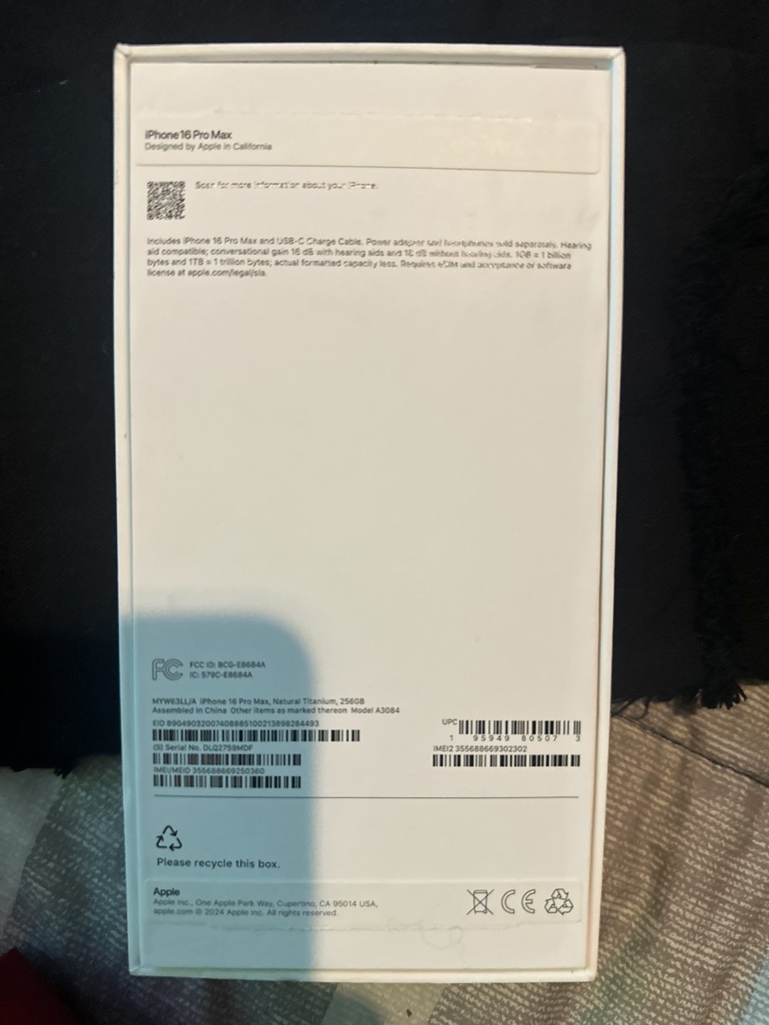 iPhone 16 Pro Max - photo 3
