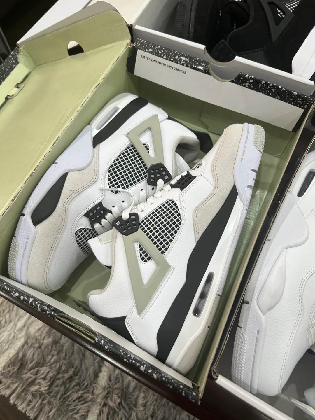 Jordan 4s - Multiple colourways and sizes image indicator(3)